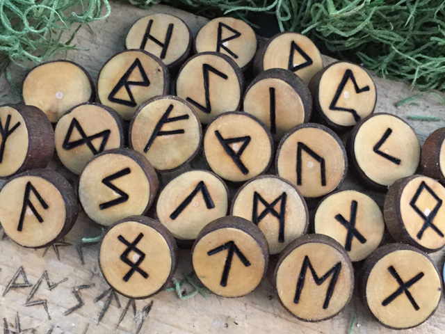 runes2.jpg